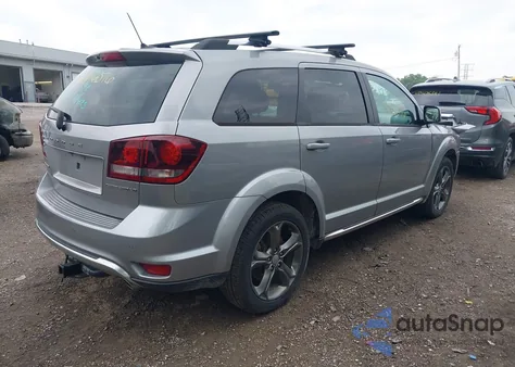 2015 Dodge Journey Crossroad z USA, uszkodzony, nr VIN 3C4PDCGG8FT632182